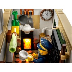 LEGO MOTORIZED LIGHTHOUSE
