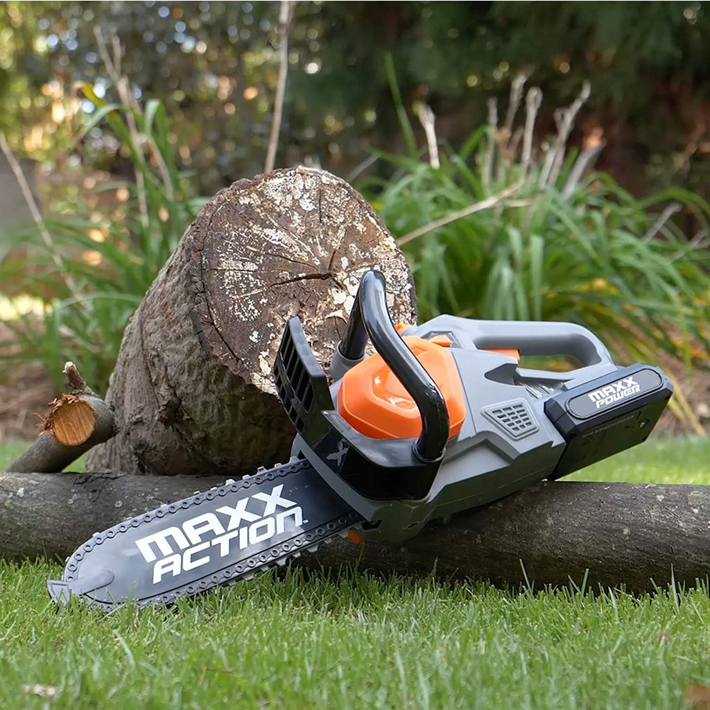 MAXX ACTION CHAINSAW