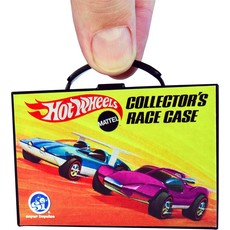 WORLDS SMALLEST WORLDS SMALLEST HOT WHEELS COLLECTOR'S RACE CASE*