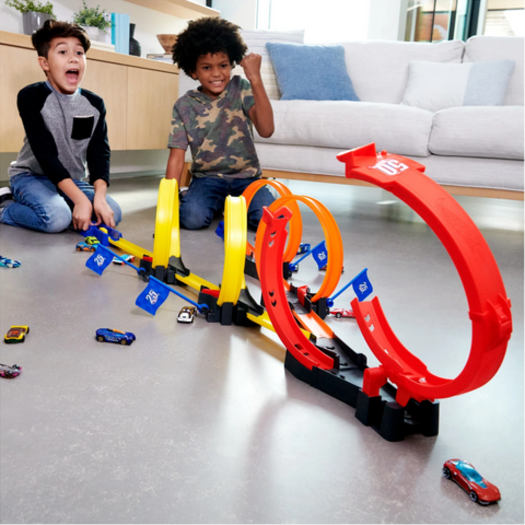 Hot Wheels Multi-Loop Race off Vehicle Track Playset - Smyths Toys