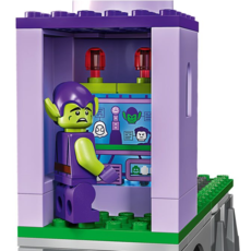 LEGO TEAM SPIDEY AT GREEN GOBLIN'S LIGHTHOUSE*