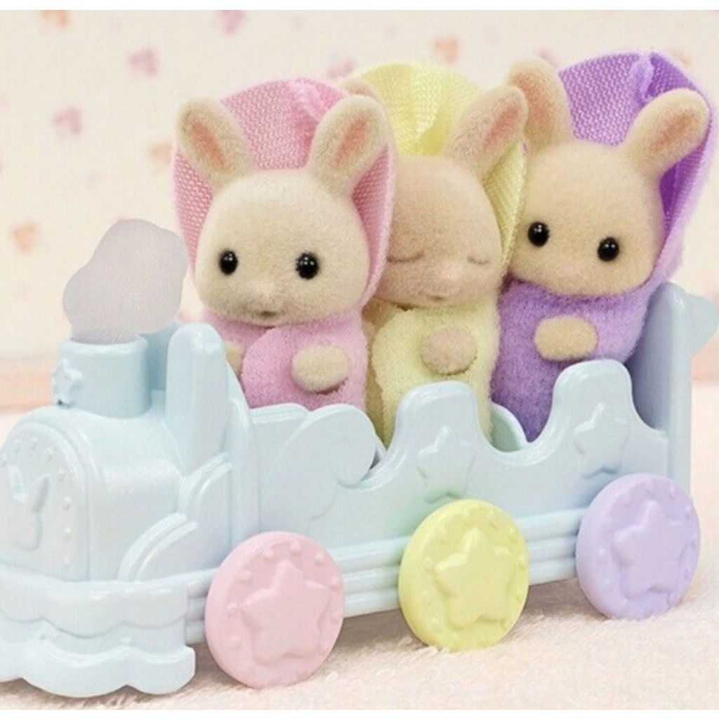 CALICO CRITTERS TRIPLETS BABY BATHTIME SET*