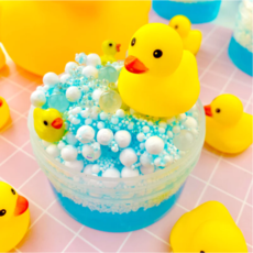 KAWAII SLIME COMPANY SQUEAKY CLEAN BUBBLE BATH SLIME