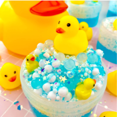 KAWAII SLIME COMPANY SQUEAKY CLEAN BUBBLE BATH SLIME