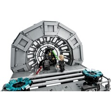 LEGO EMPEROR'S THRONE ROOM DIORAMA