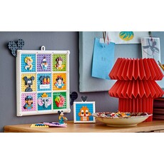 LEGO 100 YEARS OF DISNEY ANIMATION ICONS**