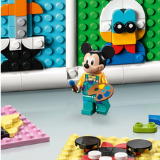 LEGO 100 YEARS OF DISNEY ANIMATION ICONS**