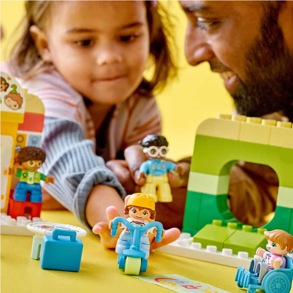 LEGO LIFE AT THE DAY CARE CENTER