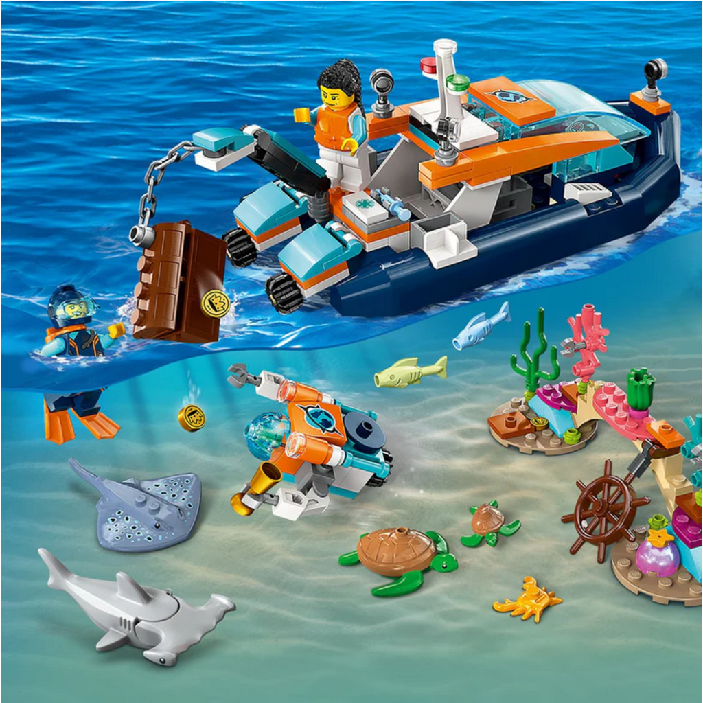 LEGO EXPLORER DIVING BOAT