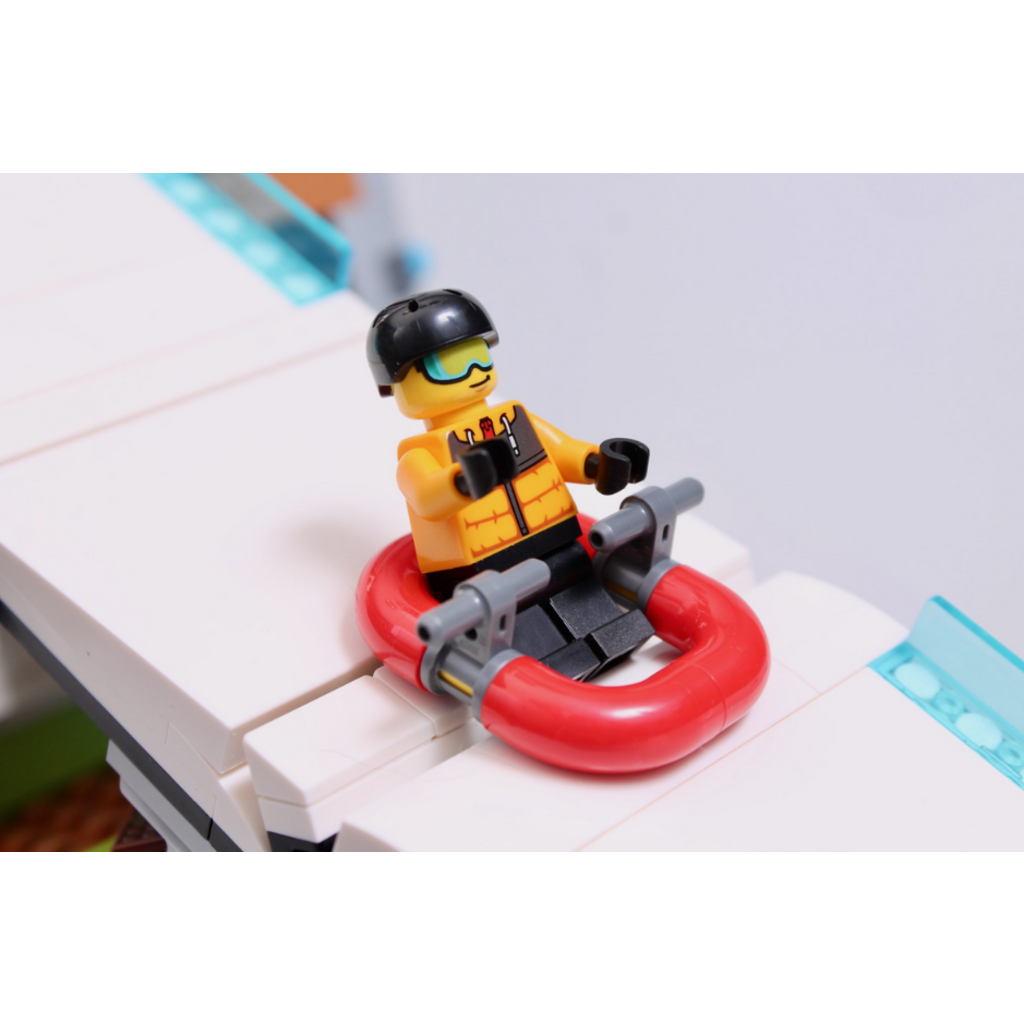 LEGO SKI AND CLIMBING CENTER