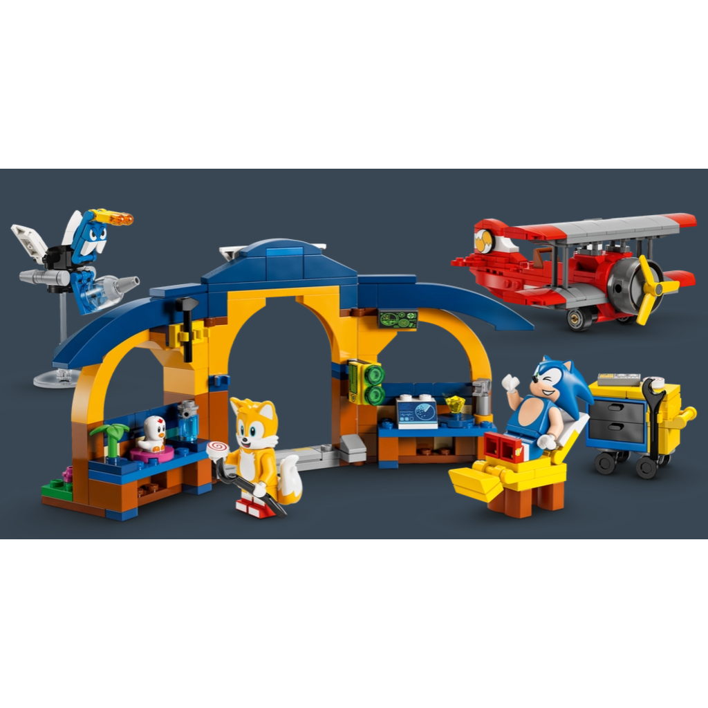 LEGO TAILS' WORKSHOP AND TORNADO PLANE