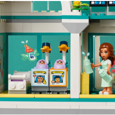 LEGO HEARTLAKE CITY HOSPITAL