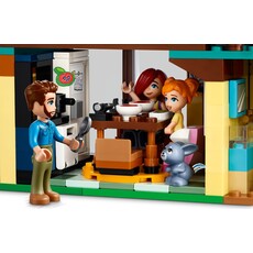 LEGO OLLY AND PAISLEY'S FAMILY HOUSES