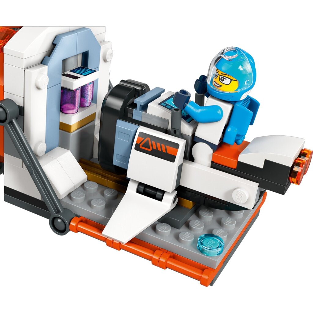 LEGO MODULAR SPACE STATION