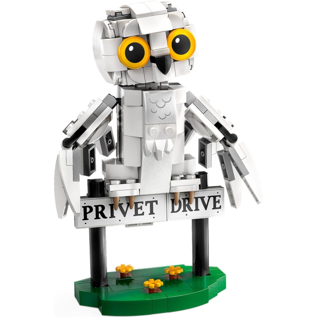 LEGO HEDWIG AT 4 PRIVET DRIVE