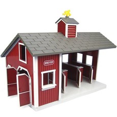 BREYER RED STABLE PLAYSET