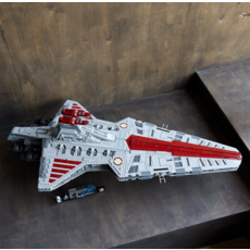 LEGO VENATOR-CLASS REPUBLIC ATTACK CRUISER UCS  EDITION