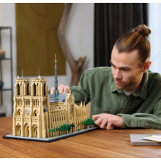 LEGO NOTRE-DAME DE PARIS