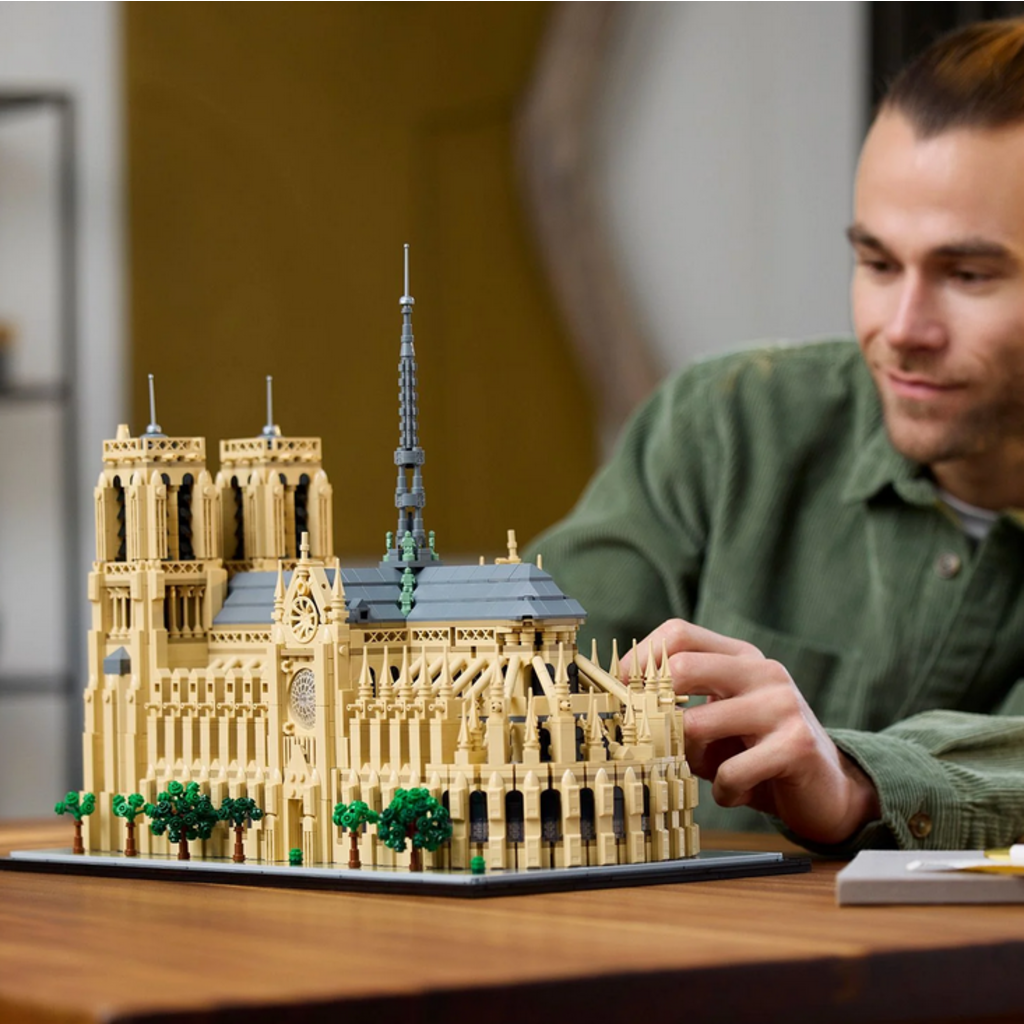 LEGO NOTRE-DAME DE PARIS