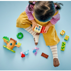LEGO PEPPA PIG GARDEN AND TREE HOUSE