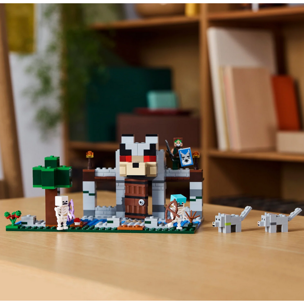 LEGO THE WOLF STRONGHOLD
