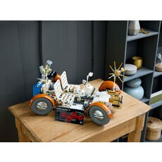 LEGO NASA APOLLO LUNAR ROVING VEHICLE