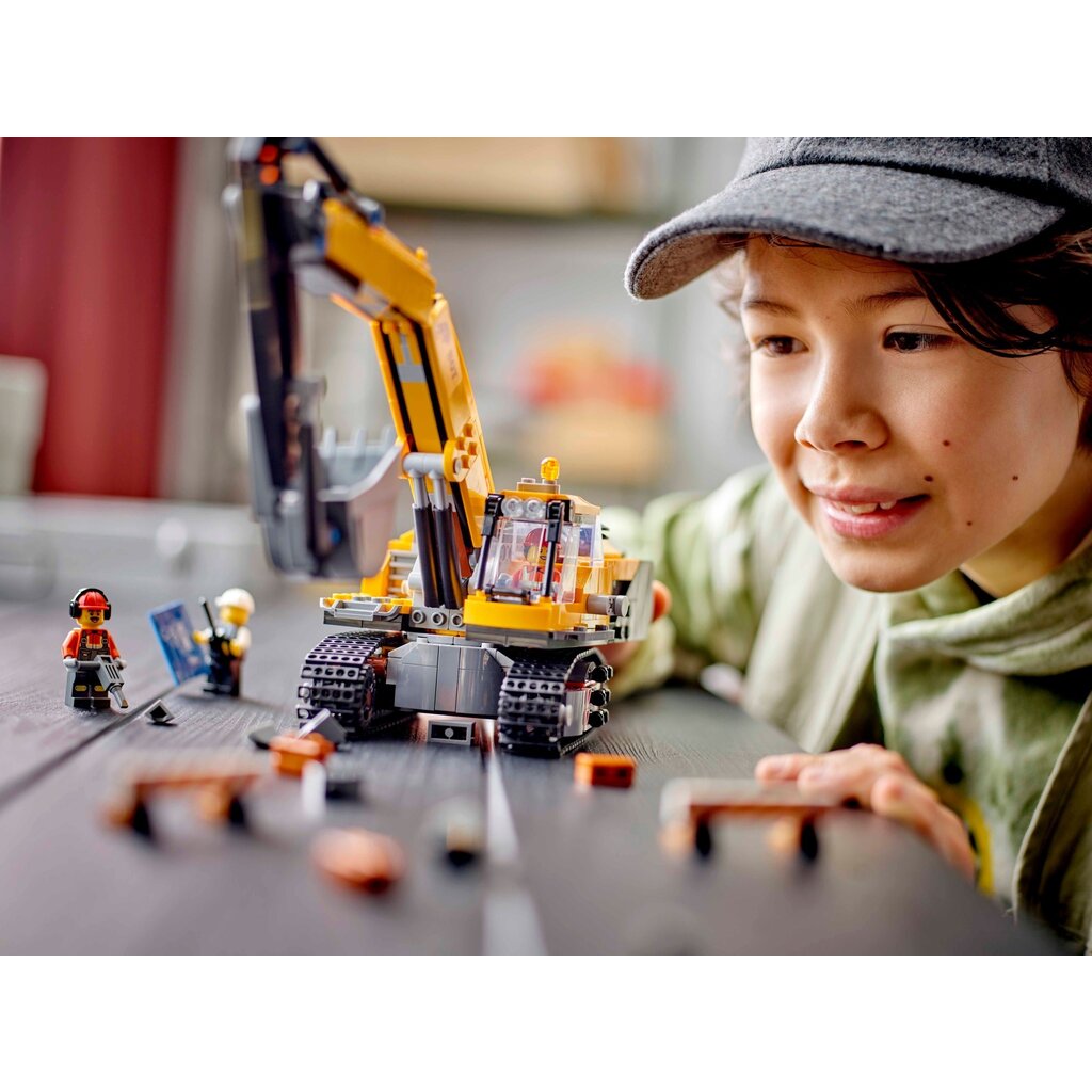 LEGO YELLOW CONSTRUCTION EXCAVATOR