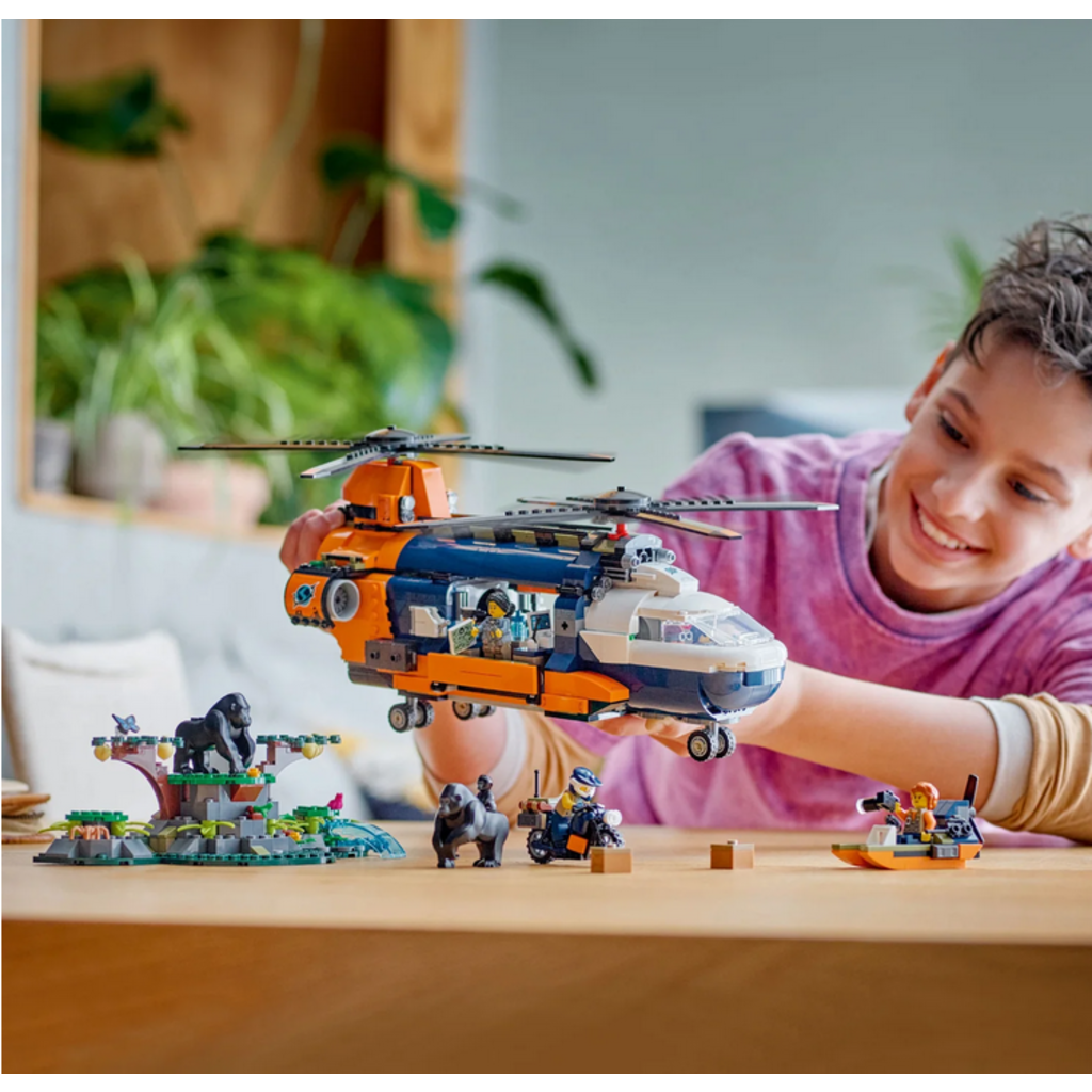 LEGO JUNGLE EXPLORER HELICOPTER AT BASE CAMP