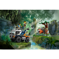 LEGO JUNGLE EXPLORER OFF-ROAD TRUCK