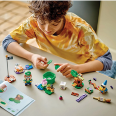 LEGO ADVENTURES WITH INTERACTIVE LEGO LUIGI