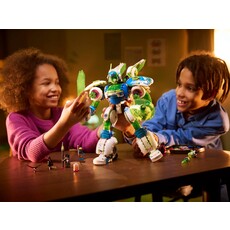 LEGO MATEO AND Z-BLOB THE KNIGHT BATTLE MECH
