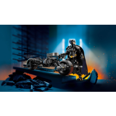 LEGO BATMAN CONSTRUCTION FIGURE AND THE BAT-POD BIKE