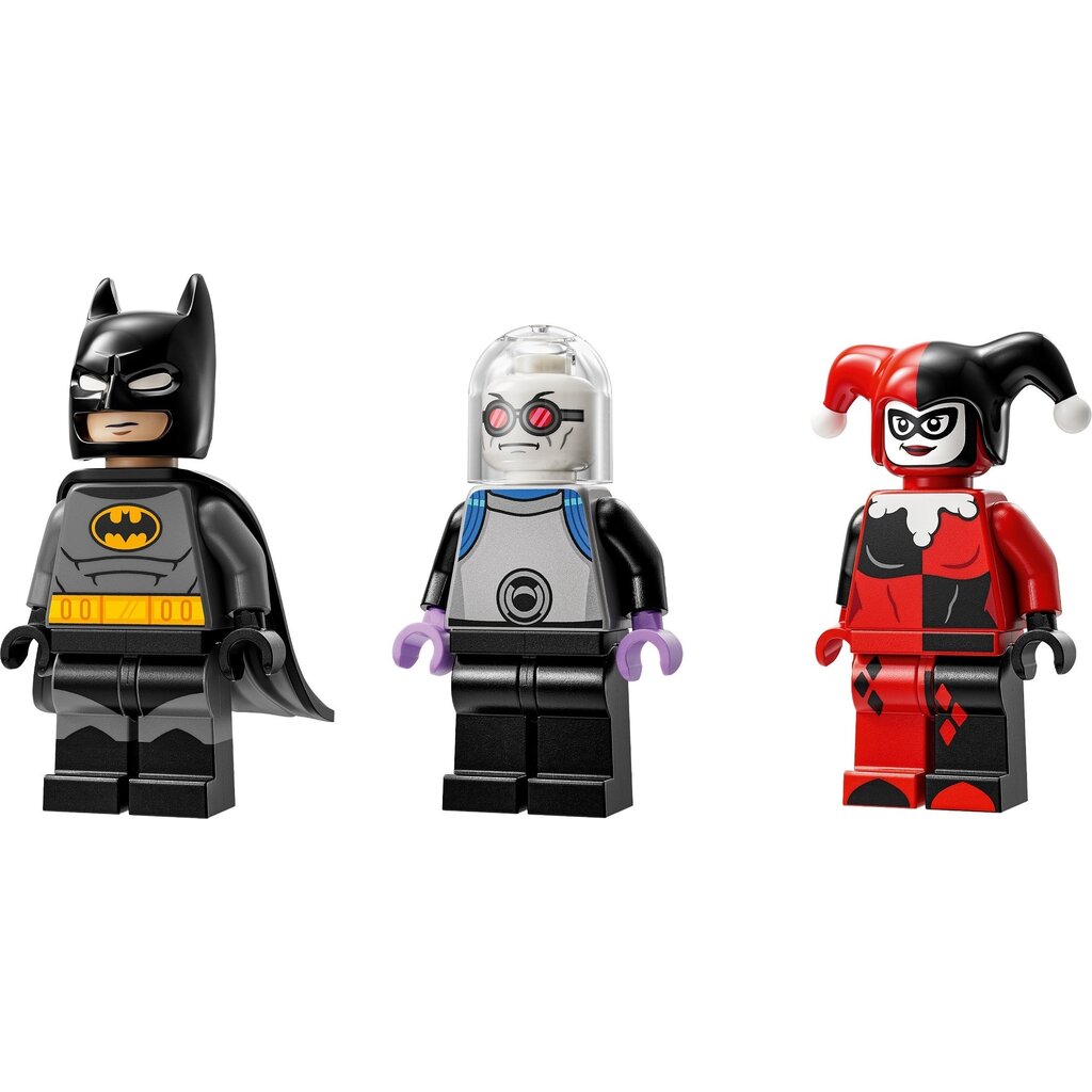 LEGO BATMAN WITH THE BATMOBILE VS. HARLEY QUINN AND MR. FREEZE