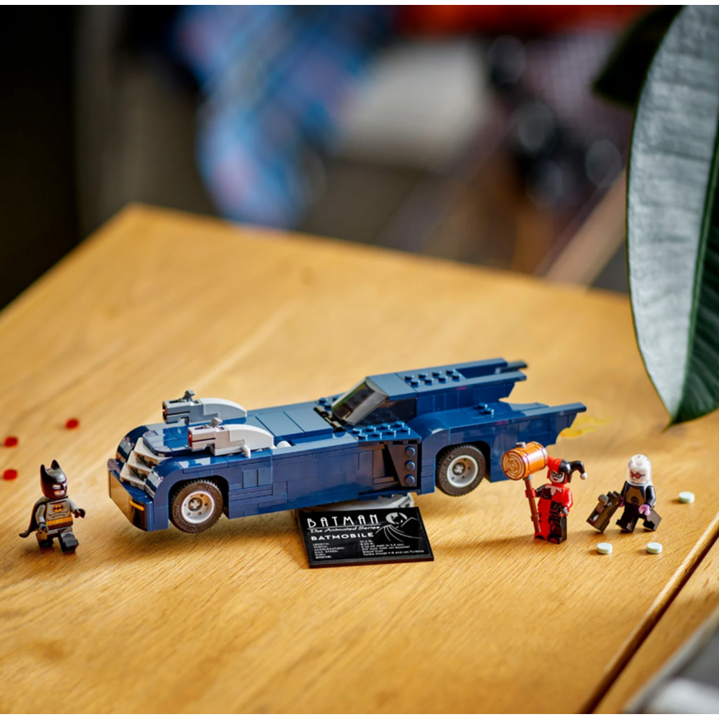 LEGO BATMAN WITH THE BATMOBILE VS. HARLEY QUINN AND MR. FREEZE