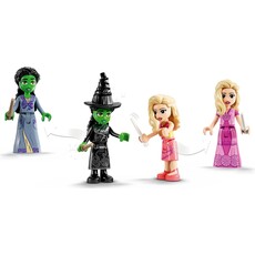 LEGO GLINDA & ELPHABA'S DORMITORY