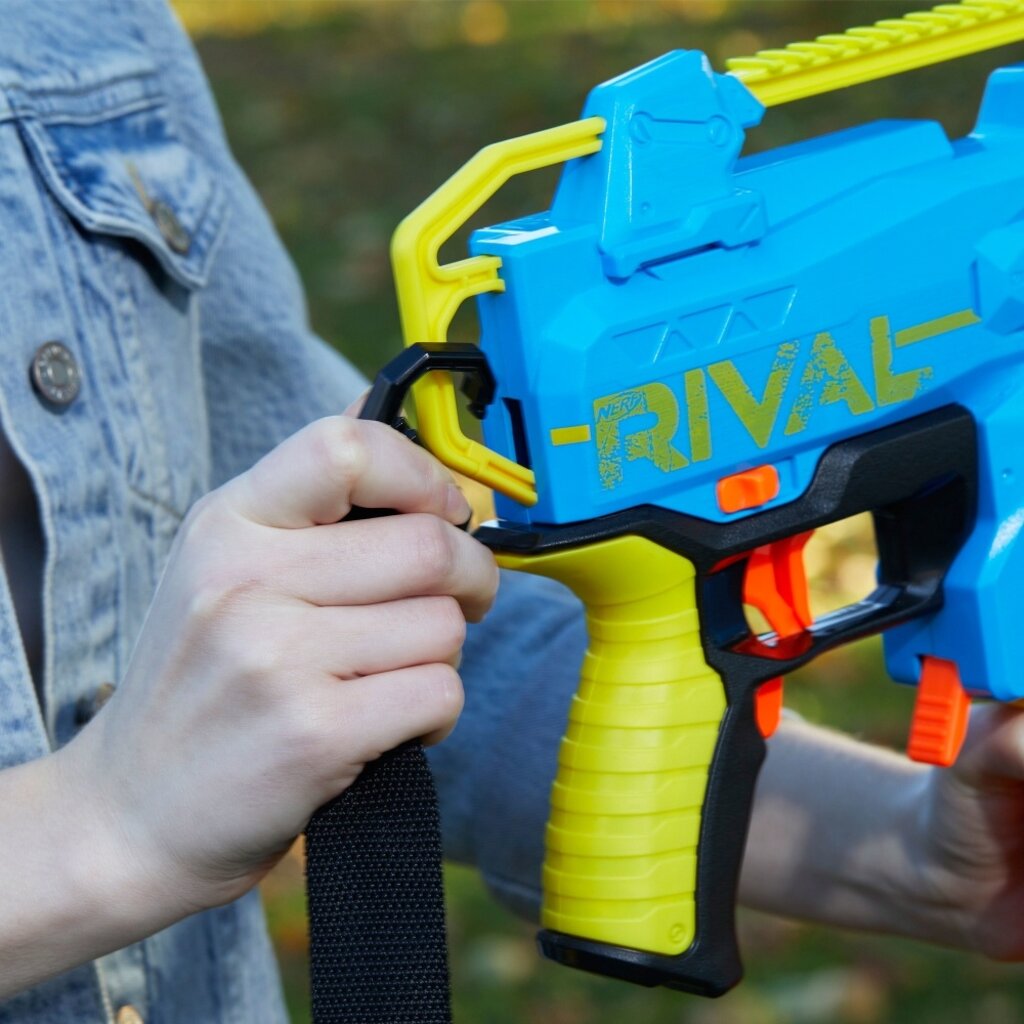 ナーフ　ライバル　チャレンジャーMXXIV-1200 CHALLENGER Amazon.com: Nerf Rival Challenger MXXIV-1200 Motorized