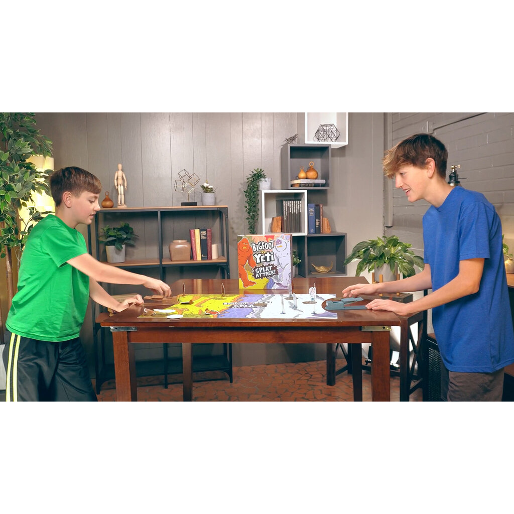 THE GOOD GAME COMPANY BIG FOOT VS YETI SPLAT ATTACK!