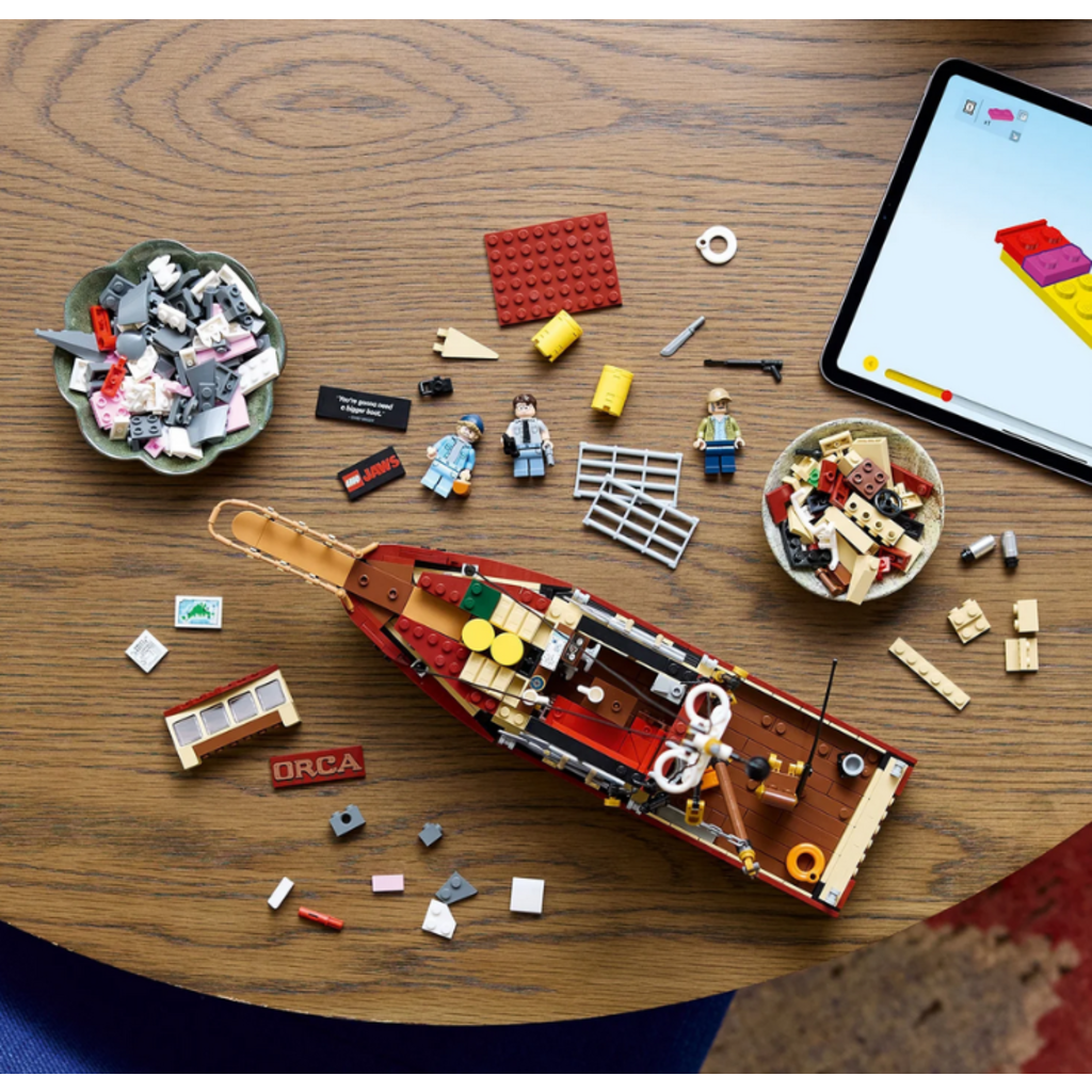 LEGO JAWS