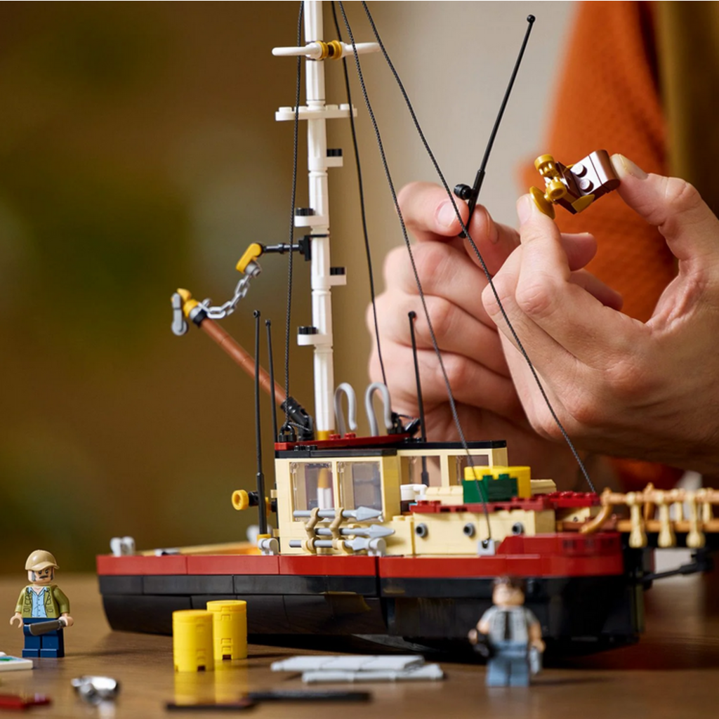 LEGO JAWS