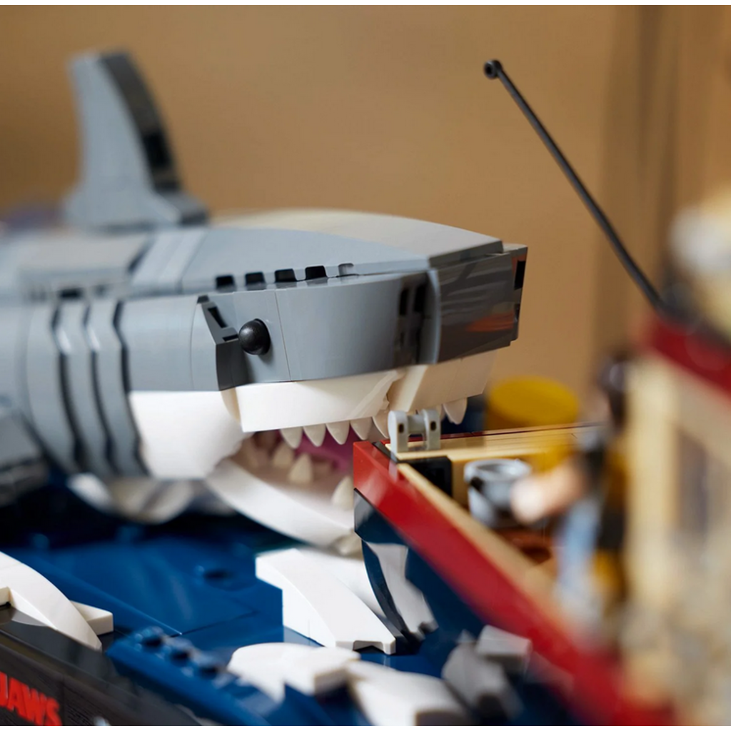 LEGO JAWS