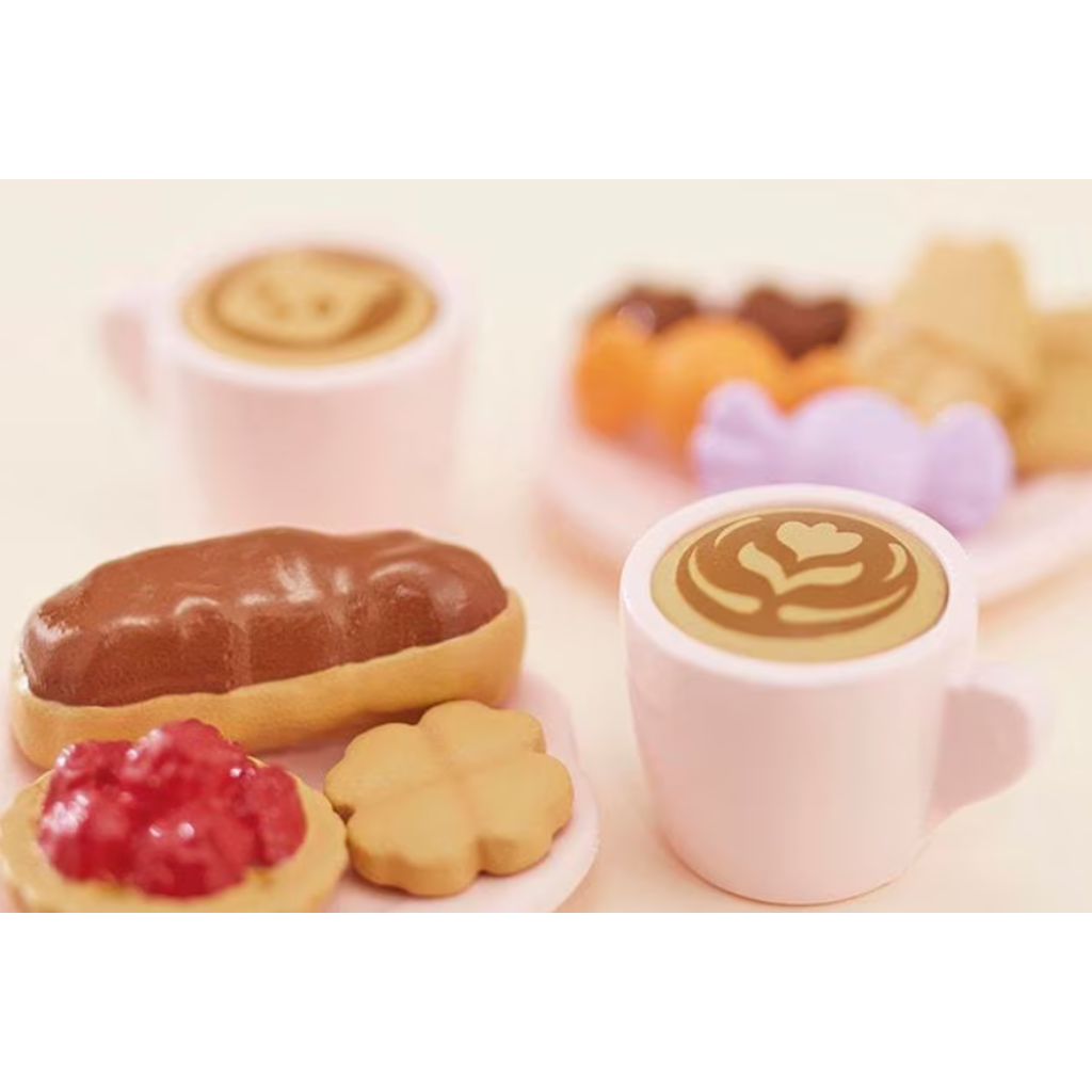 CALICO CRITTERS SWEETS PARTY SET CALICO CRITTERS