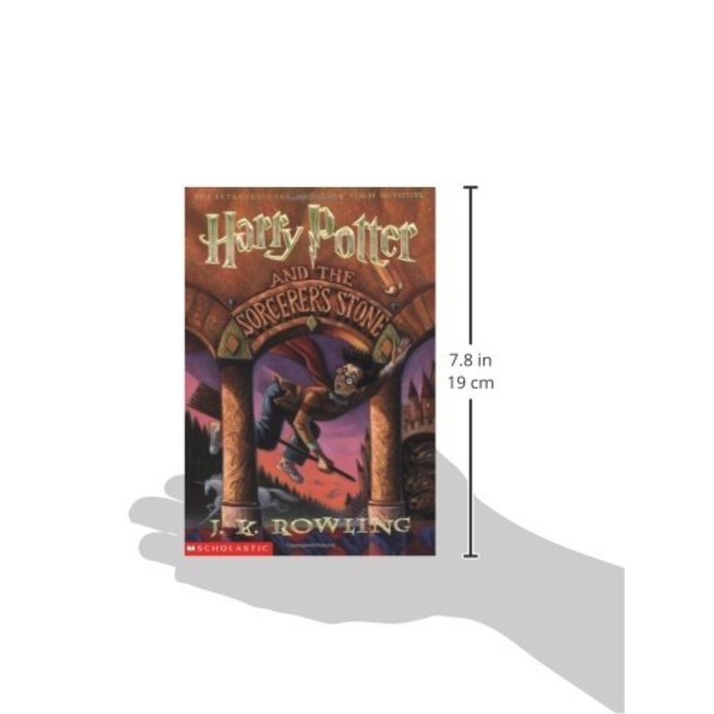 SCHOLASTIC HARRY POTTER AND THE SORCERER'S STONE