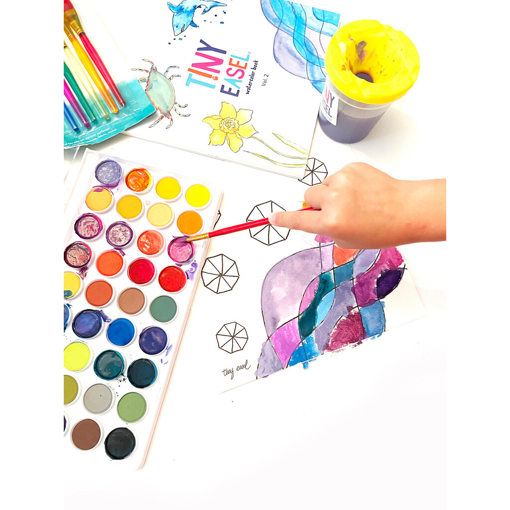 TINY EASEL PAINTER ESSENTIALS**
