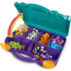 LEGO CREATIVE BEACH AND TRAVEL SUITCASE
