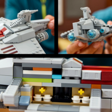 LEGO ACCLAMATOR-CLASS ASSAULT SHIP