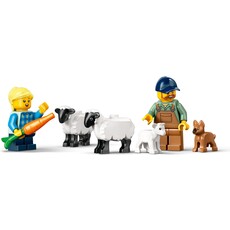LEGO RED FARM TRACTOR WITH TRAILER & SHEEP