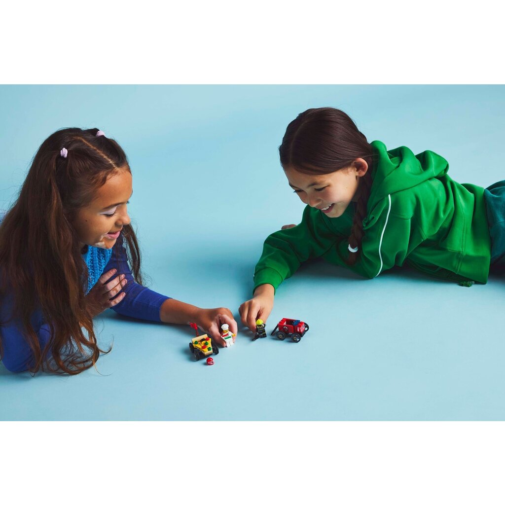 LEGO PIZZA VS. FIRE TRUCK RACE CAR PACK