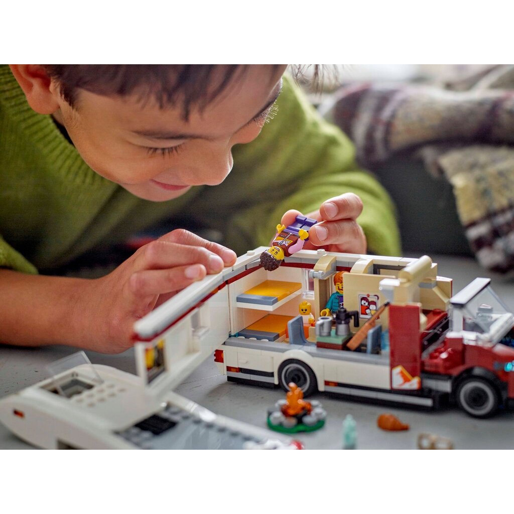 LEGO HOLIDAY ADVENTURE CAMPER VAN