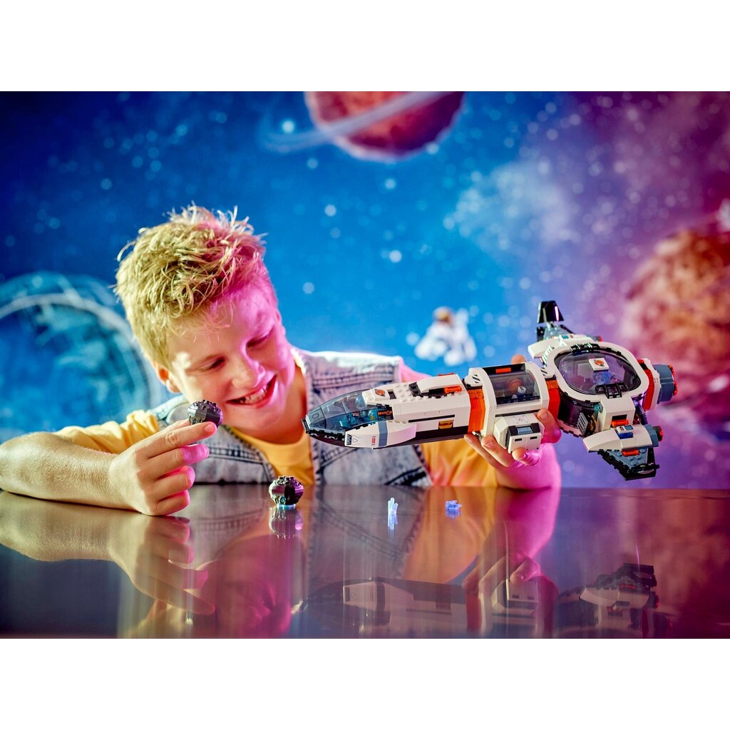 LEGO MODULAR GALACTIC SPACESHIP