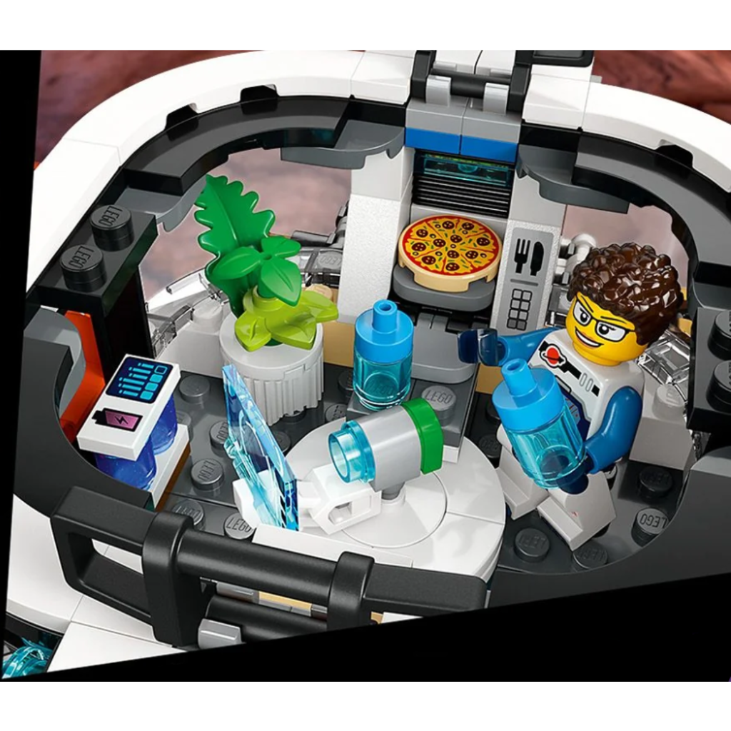 LEGO MODULAR GALACTIC SPACESHIP